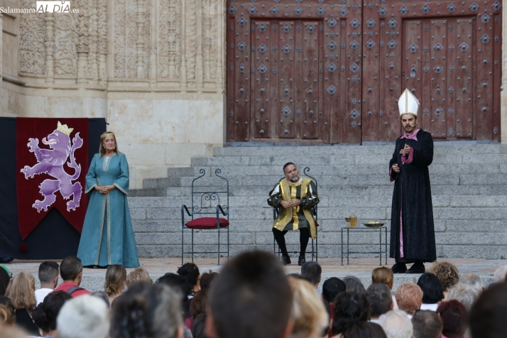 Métrica Pura representa el espectáculo Las tripas de doña Urraca en el Patio Chico
