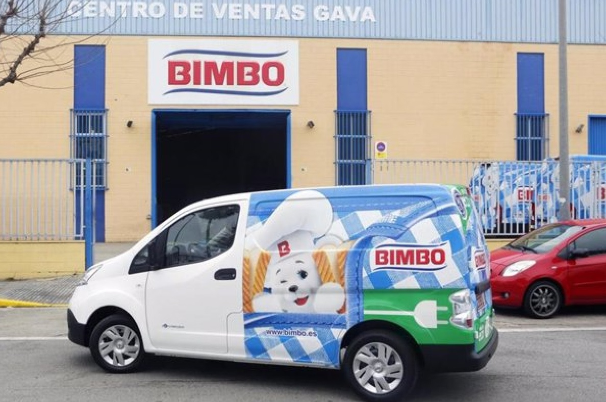 Trabajadores de Bimbo se concentran este martes en las Cortes de CyL para reclamar ayuda institucional ante el cierre