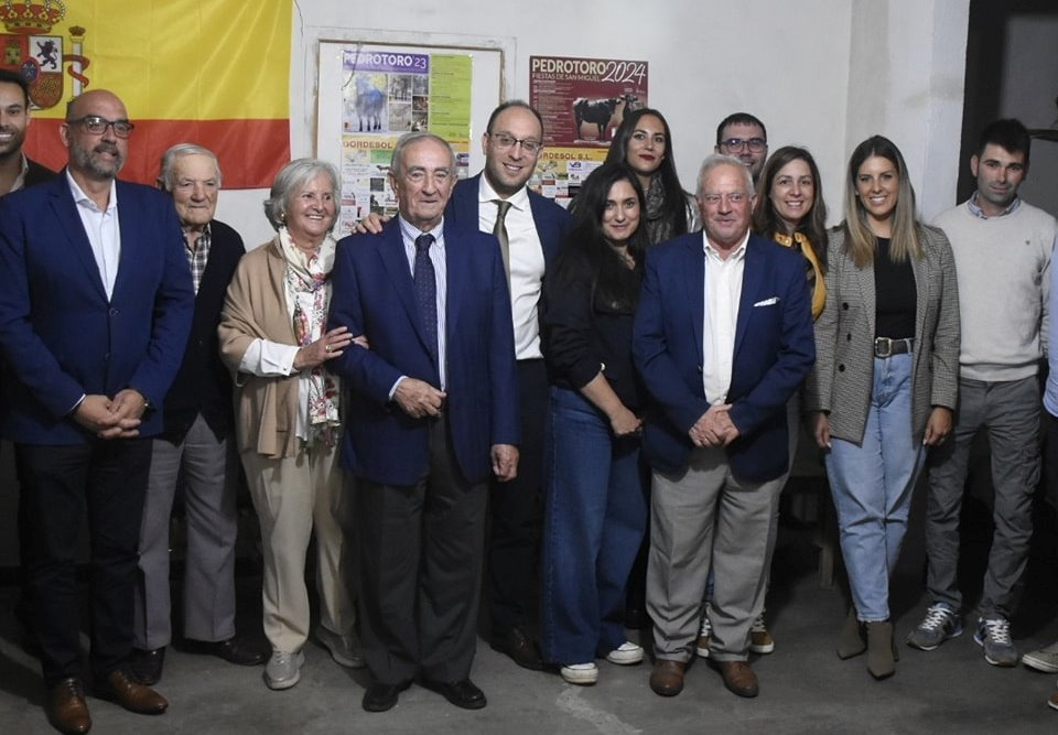 El pregón de Francisco Lancha Casanueva abre las fiestas de Pedrotoro