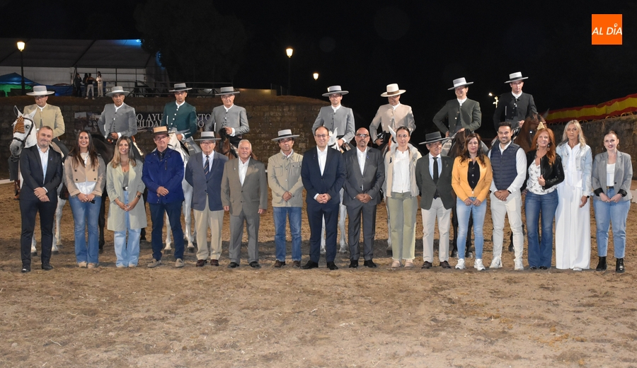 Abel de Sande gana con Inesperada el Concurso de Doma Vaquera de la Feria