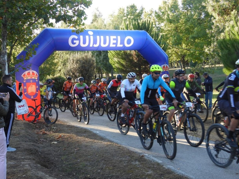 Éxito de participación en la IX Jamountain Bike de Guijuelo