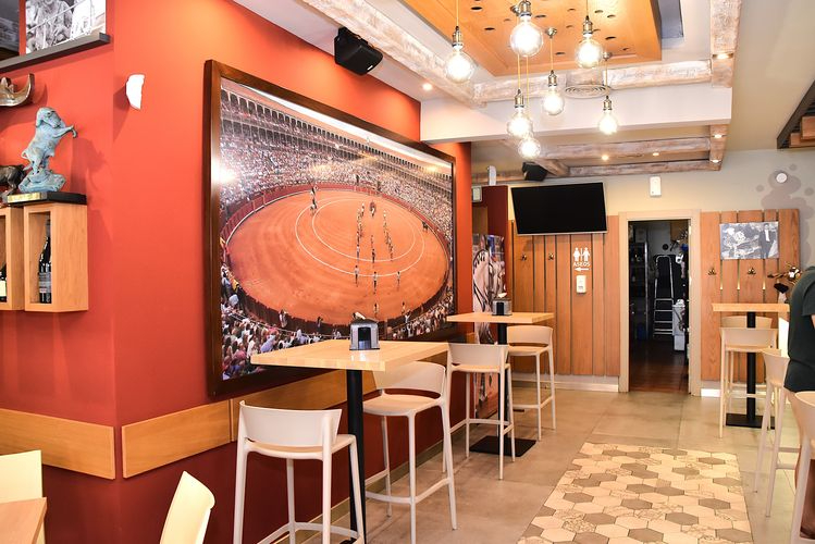 La Feria Taurina se vive en el Bar La Fresa Tapas & Vinos