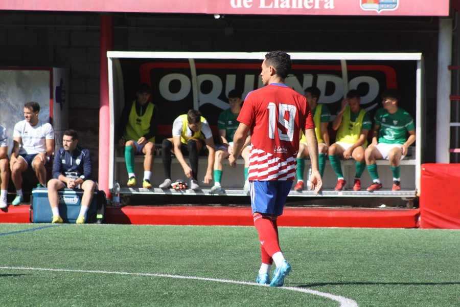 Empate del CD Guijuelo en casa de la UD Llanera antes del derbi con el Salamanca UDS (1-1)