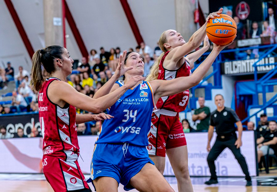 El regreso de Fasoula no basta para que el Perfumerías Avenida se meta en la final de la Supercopa de España (60-65)