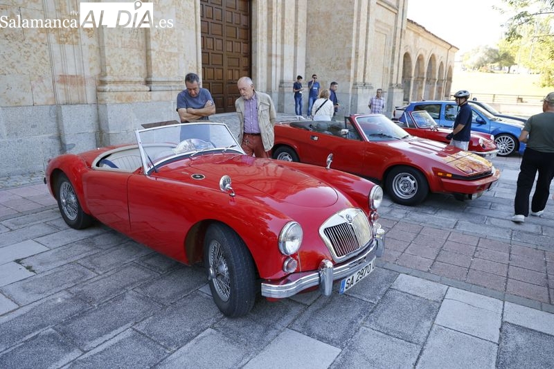 Atractiva exhibición con el III Concurso de Elegancia de Automóviles Clásicos