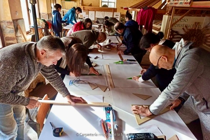 Narros del Castillo entrega el prestigioso premio Europa Nostra a la Escuela de Carpintería de lo Blanco