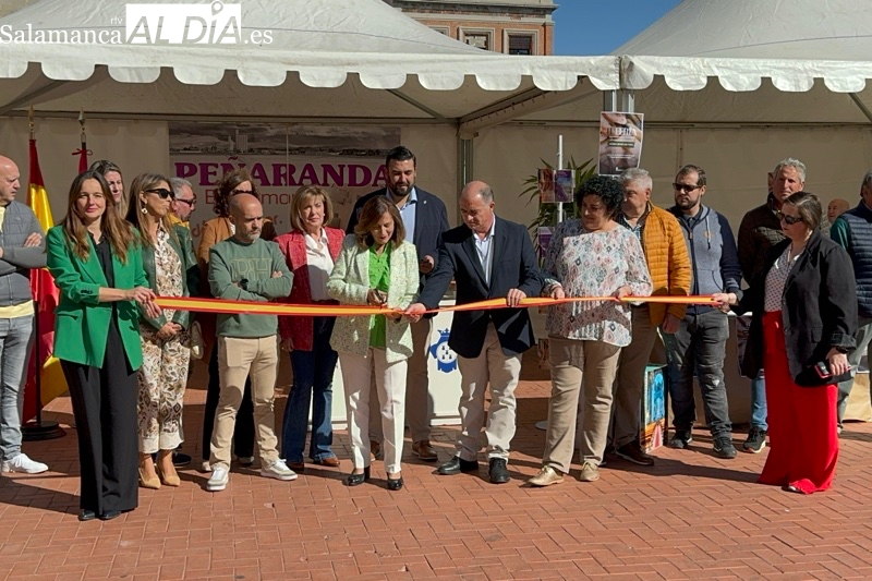 Peñaranda da la bienvenida a su II Feria Agroalimentaria con gran ambiente y apostando por ser un gran escaparate 