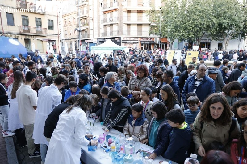 La ciencia sale a la calle en la Noche Europea de los Investigadores en Salamanca