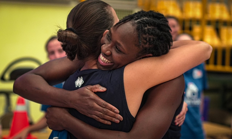Sika Koné ya prepara la Supercopa junto a sus compañeras