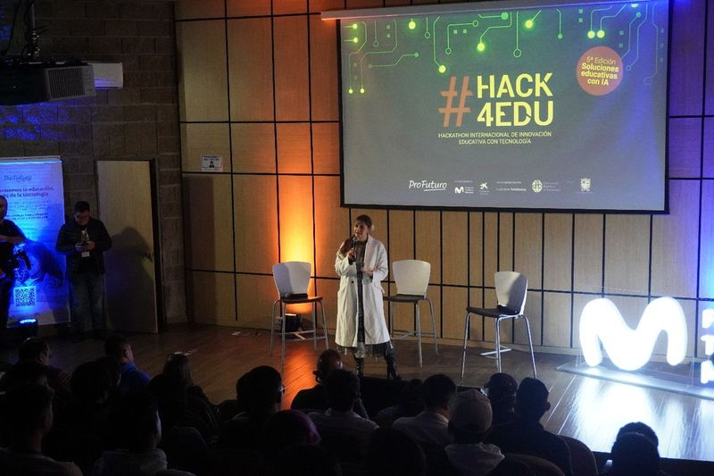 Vuelve #hack4edu en busca de soluciones pedagógicas con impacto social a través de la IA y la educación digital 