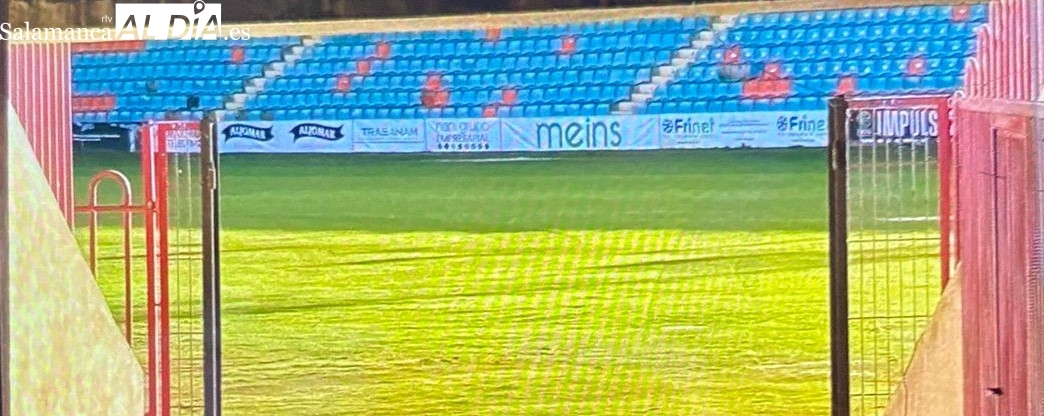 El Helmántico se engalana: tepes, segado, nuevas vallas de publicidad, limpieza, líneas a láser... y vuelta al horario habitual contra el Áviles