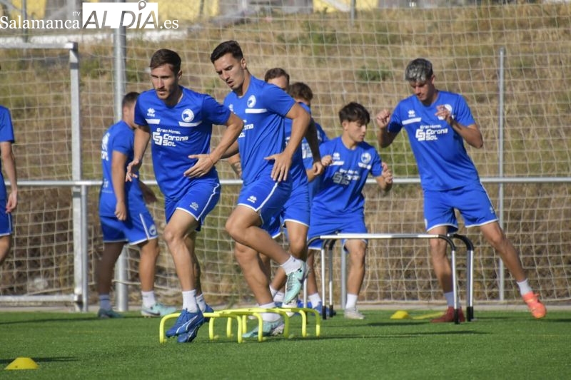 Rabadán no entrena con Unionistas y se suma a Dani García o Mikel Serrano... pero Tur recupera sensaciones