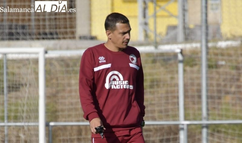 Llácer no asegura la presencia de Rabadán ante el filial del Barça: Es el mejor escenario y rival para resarcirnos de lo que pasó en Ponferrada