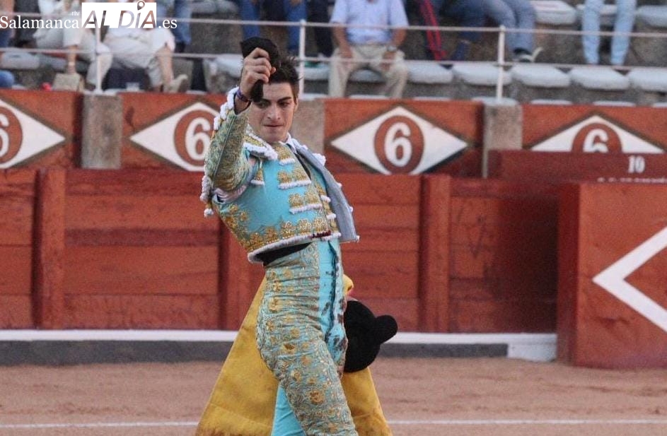 De la Calzada, primera puerta grande