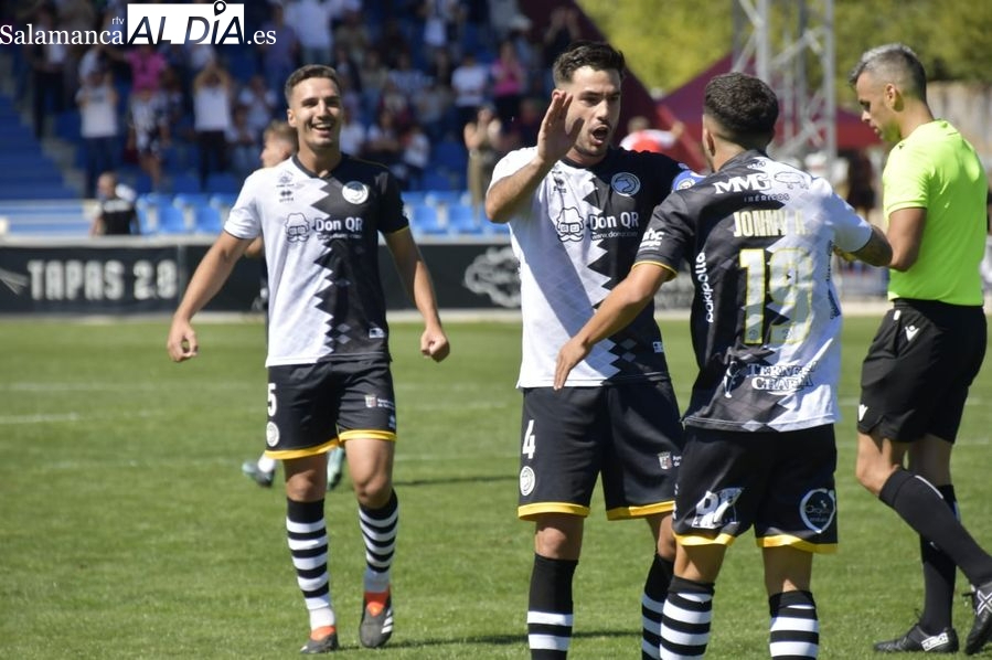 Así quedan las clasificaciones para Unionistas, Salamanca UDS, CD Guijuelo, Santa Marta y Ciudad Rodrigo