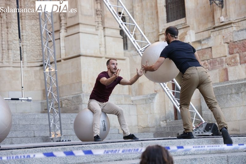 El XVIII Festival Artes de Calle INFINIT anima la tarde en el Patio Chico