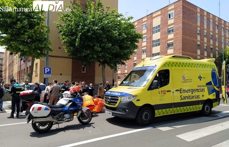 Tres personas heridas en una colisión de dos coches en Salamanca