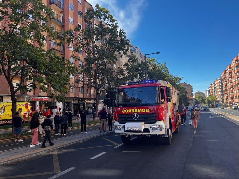 Incendio en una vivienda de Federico Anaya: una mujer trasladada al Hospital