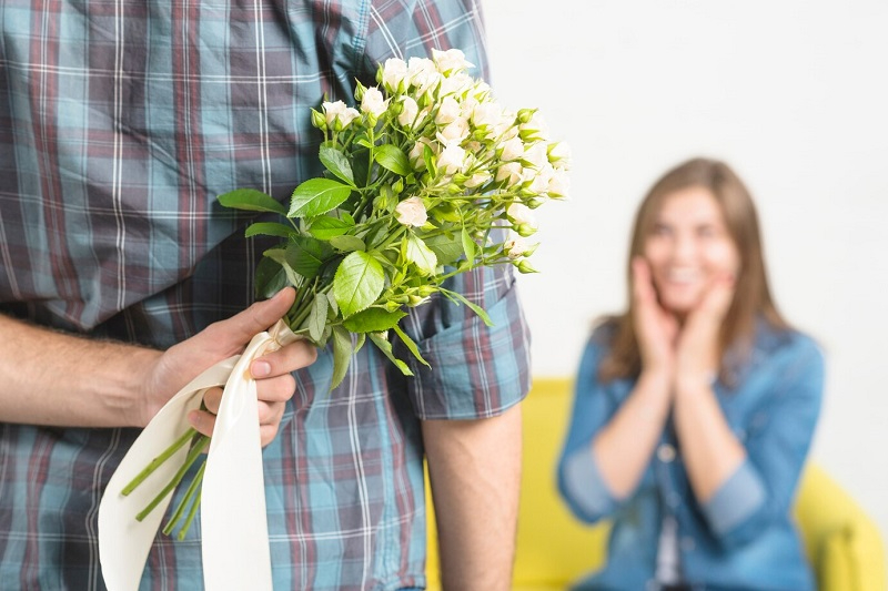 ¿Qué tipo de flores regalar en un cumpleaños según la persona?