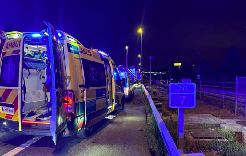 Tres muertos y dos heridos graves en un accidente con un kamikaze en la A-6 en Las Rozas 