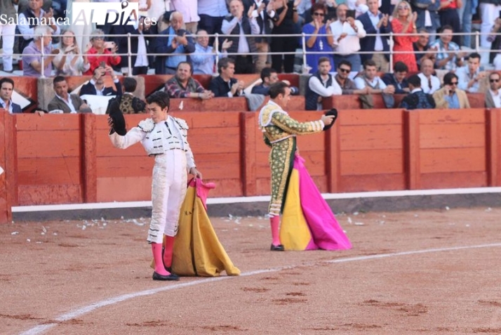 Tarde de presentación y de despedidas en La Glorieta