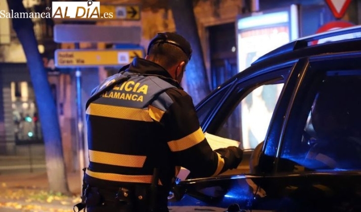El alcohol y un accidente marcan una madrugada tranquila en Salamanca