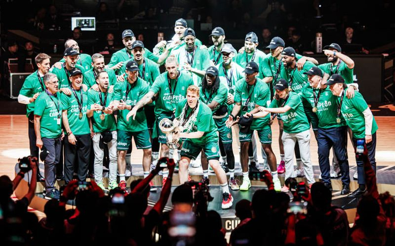 El salmantino que hace historia al ganar la Copa Intercontinental de la FIBA 