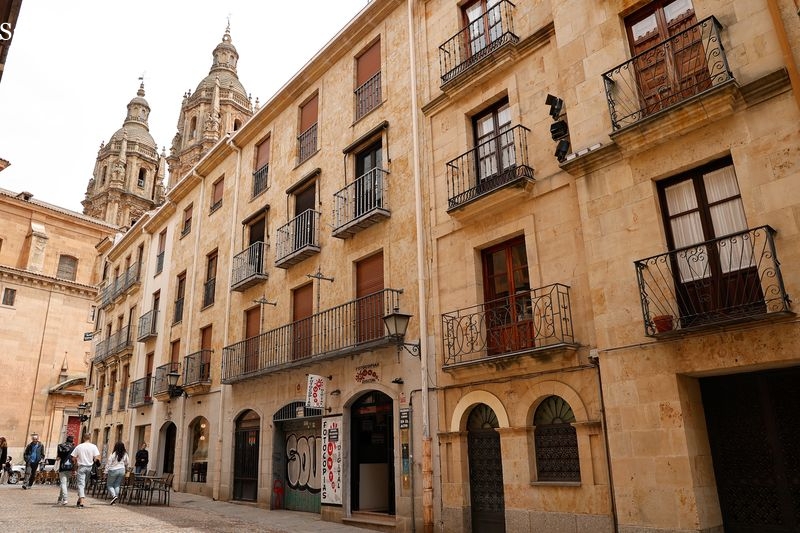 Siete familias compiten por cada anuncio de alquiler en Salamanca