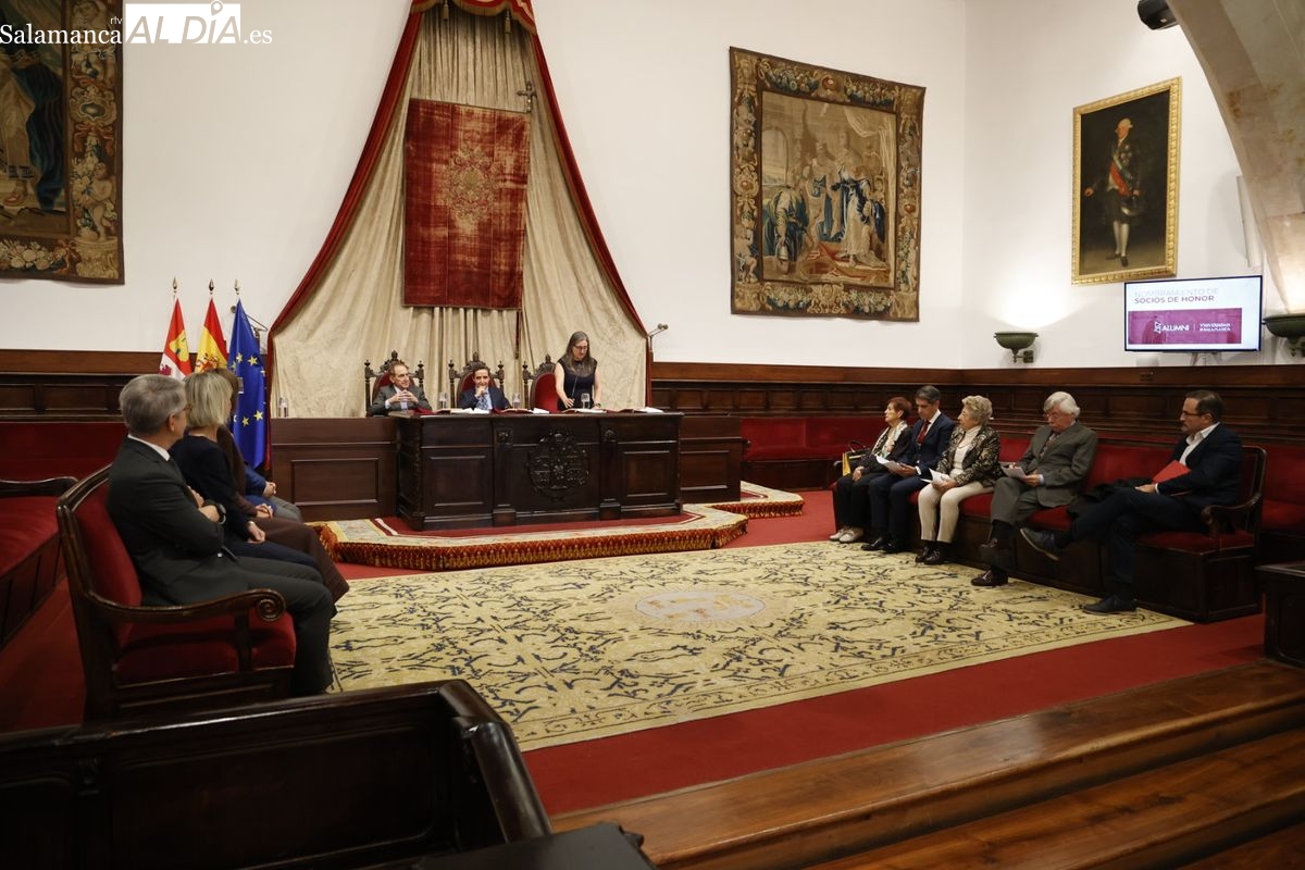 Estos son los 4 nuevos socios de honor de Alumni. No te pierdas la GALERÍA DE FOTOS del emotivo acto