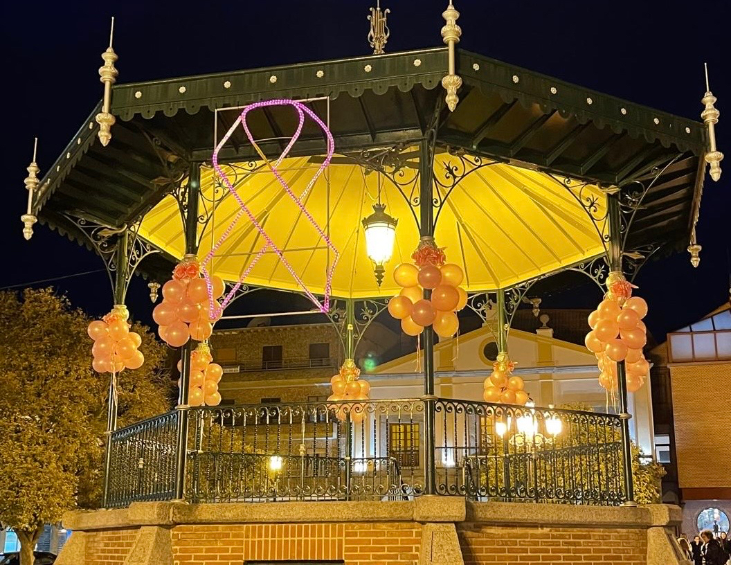 Peñaranda se viste de rosa para conmemorar el Día Mundial contra el Cáncer de Mama
