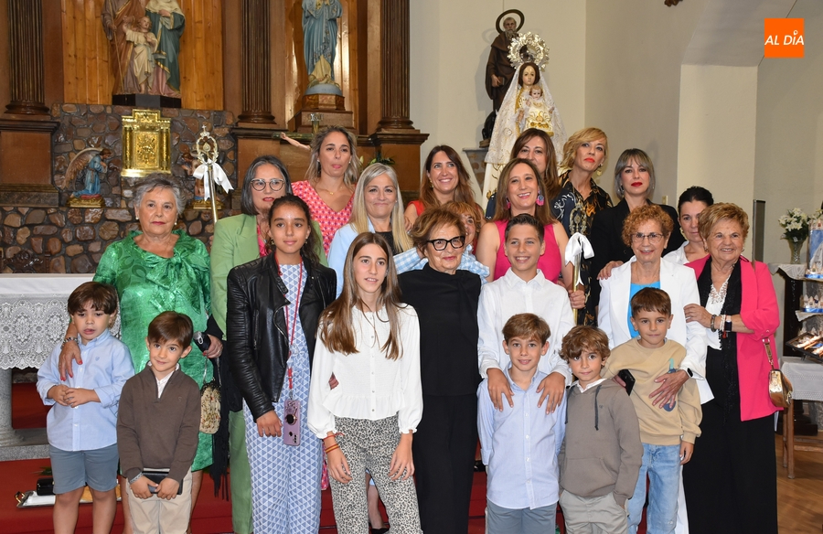 La Virgen del Rosario se queda sin salir a la calle debido a las condiciones meteorológicas
