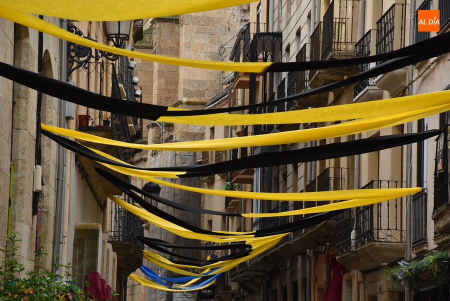 La calle San Juan abre sus puertas al Medievo