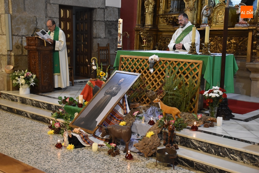 San Andrés consolida su respetuosa Fiesta del Tránsito de San Francisco de Asís