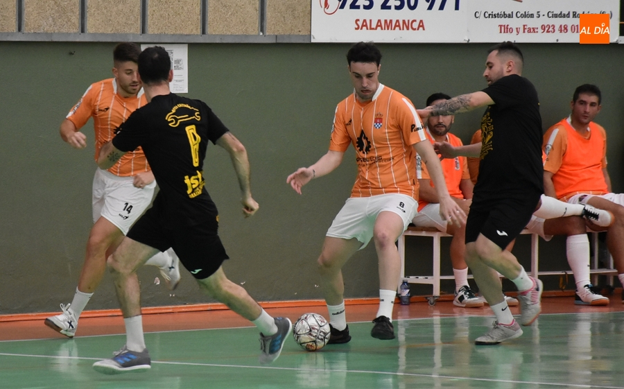El líder de Futormes se hace con la victoria por la mínima en su visita al Miróbriga Futsal 
