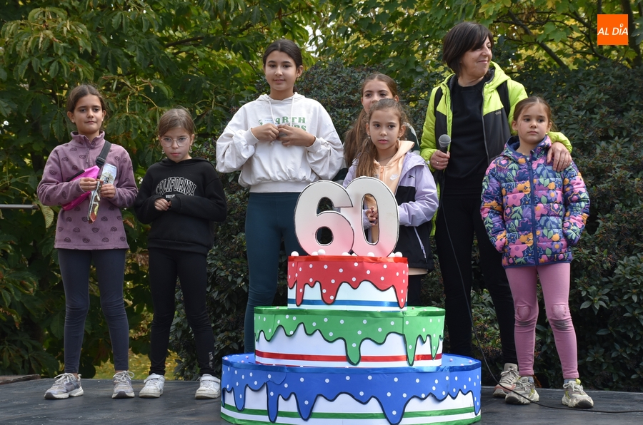 Los mirobrigenses le cantan el ‘¡Cumpleaños Feliz!’ a Asprodes