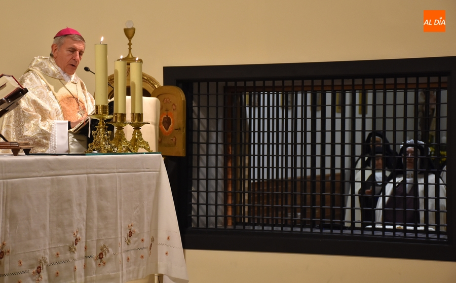 Las Carmelitas festejan a Santa Teresa y las Bodas de Plata de una de ellas