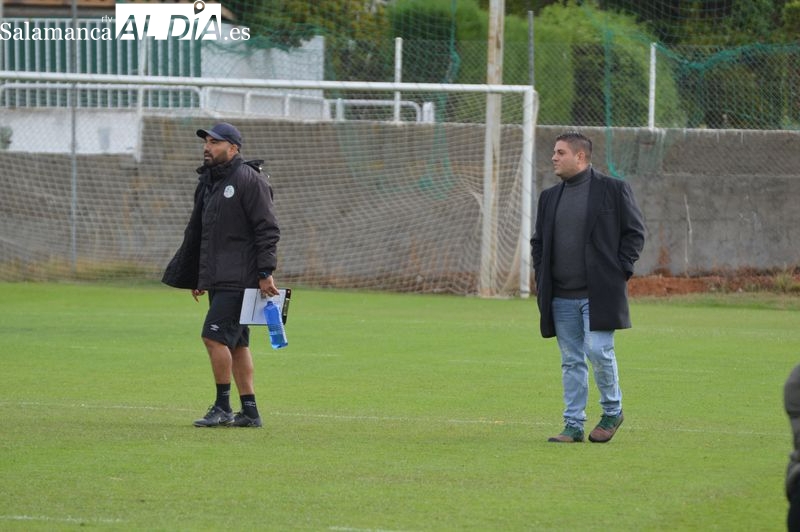 La noticia de la retirada de la roja a Eric Ruiz marca el entrenamiento de un Salamanca UDS que sigue sin Murua y cía