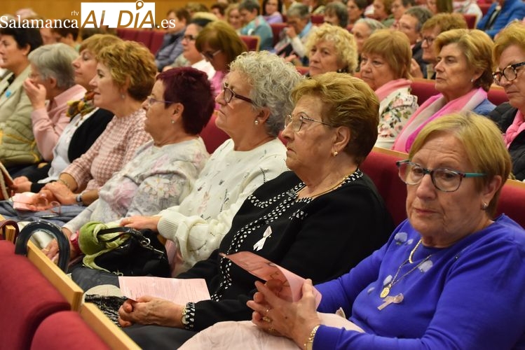 Afectadas de Cáncer de Mama se reúnen en Salamanca para compartir información experiencias y minimizar los efectos del cáncer