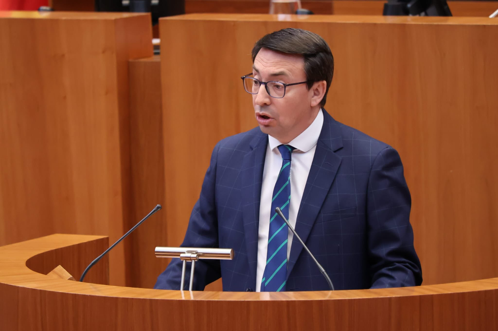 Los votos en contra de PP y VOX impiden en las Cortes aprobar la iniciativa para que la Junta financie una residencia de mayores en Santiago de la Puebla