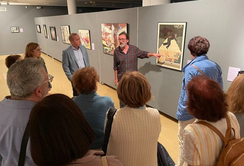 Federico Delicado invita a reflexionar con ‘Ánima Li(e)bre’, una exposición en la biblioteca Torrente Ballester