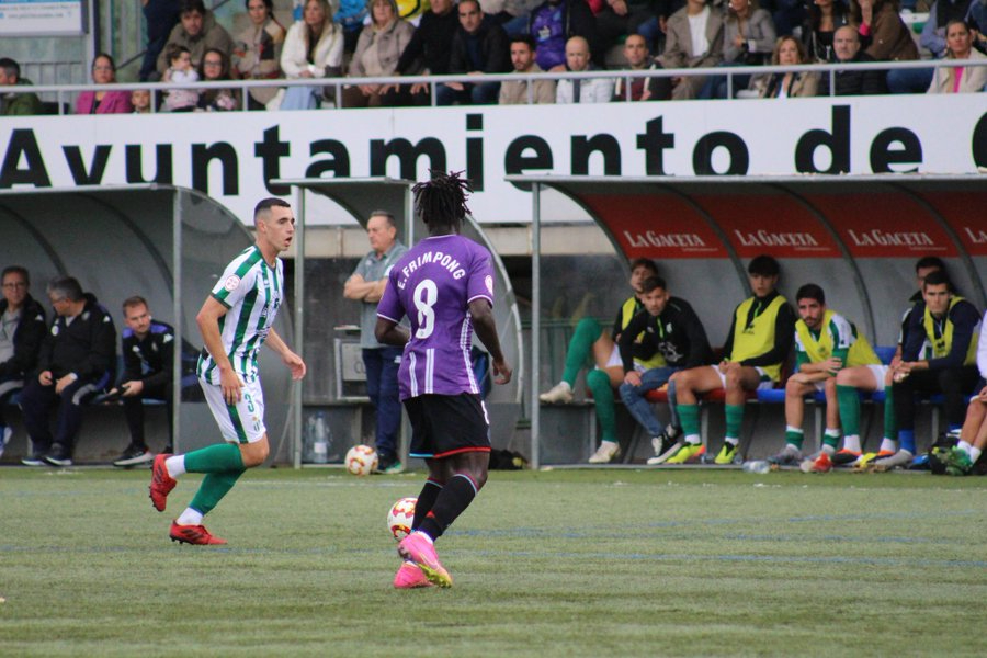El CD Guijuelo llega tarde a los puntos con el Valladolid Promesas (1-2)