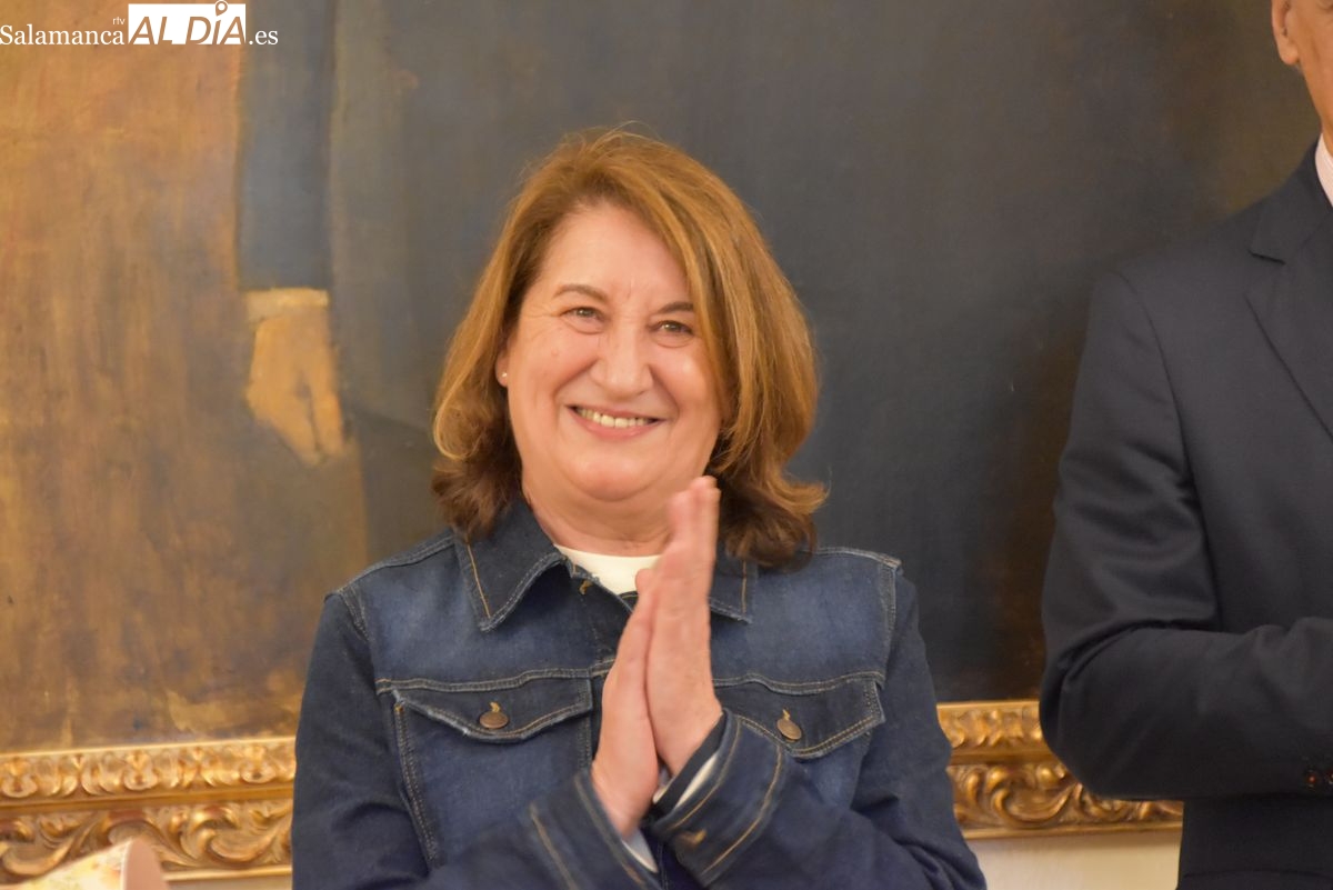 Teresa González recibe un homenaje en Salamanca por su jubilación 