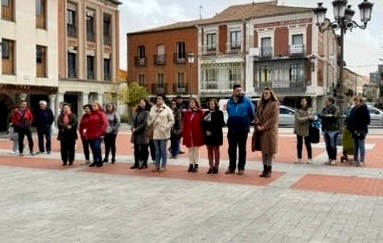 Silencio en Peñaranda en memoria de los fallecidos y en apoyo a todos los afectados por la Dana
