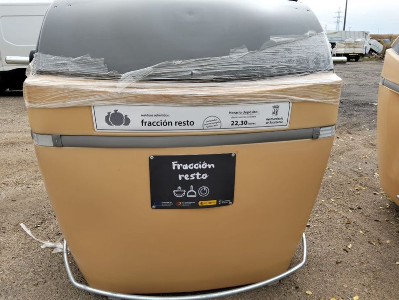 14 contenedores más de quita y pon para el centro y zonas comerciales de Salamanca