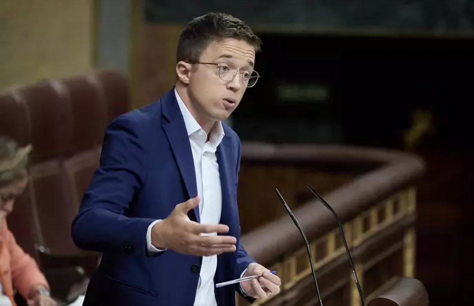 Sumar abrió una investigación sobre las acusaciones en redes contra Errejón por su comportamiento con mujeres