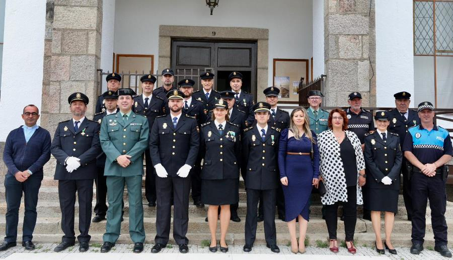 La Policía Nacional de Fuentes de Oñoro honra a sus patronos en el Bicentenario del Cuerpo