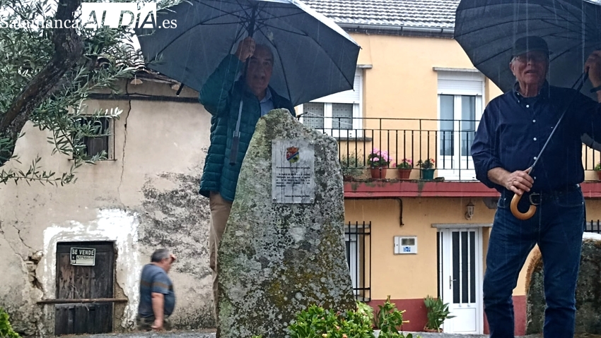 Cabeza del Caballo homenajea al matrimonio que hizo propietarios de sus tierras a los vecinos del pueblo  