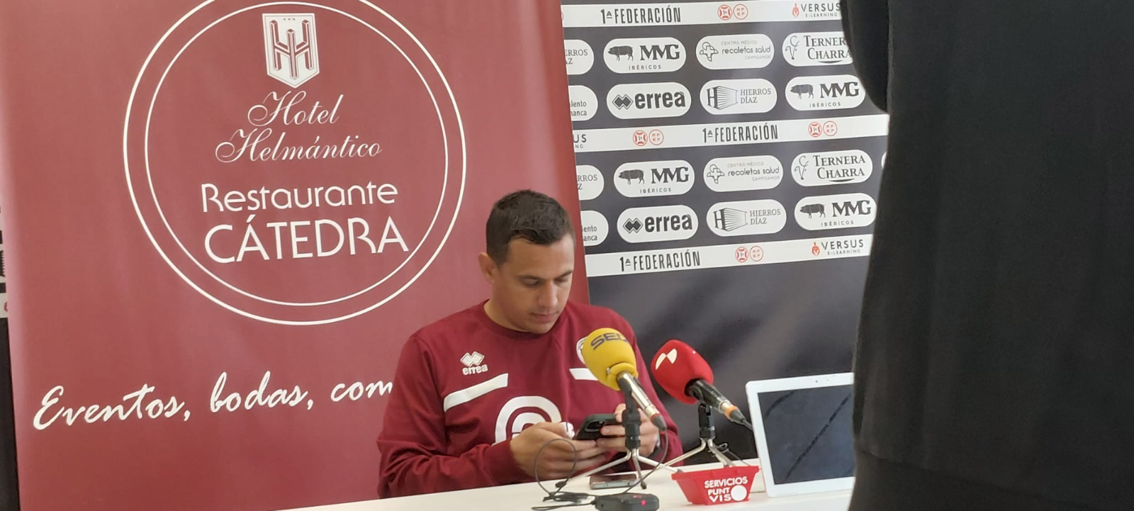 Llácer, sobre las críticas en Unionistas: Hay que relativizar y estoy confiado en lo que estamos haciendo