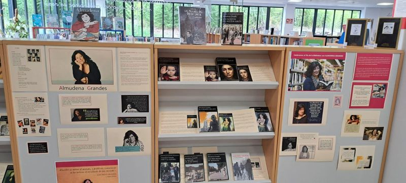 Almudena Grandes protagoniza la celebración del Día de las Escritoras en Santa Marta