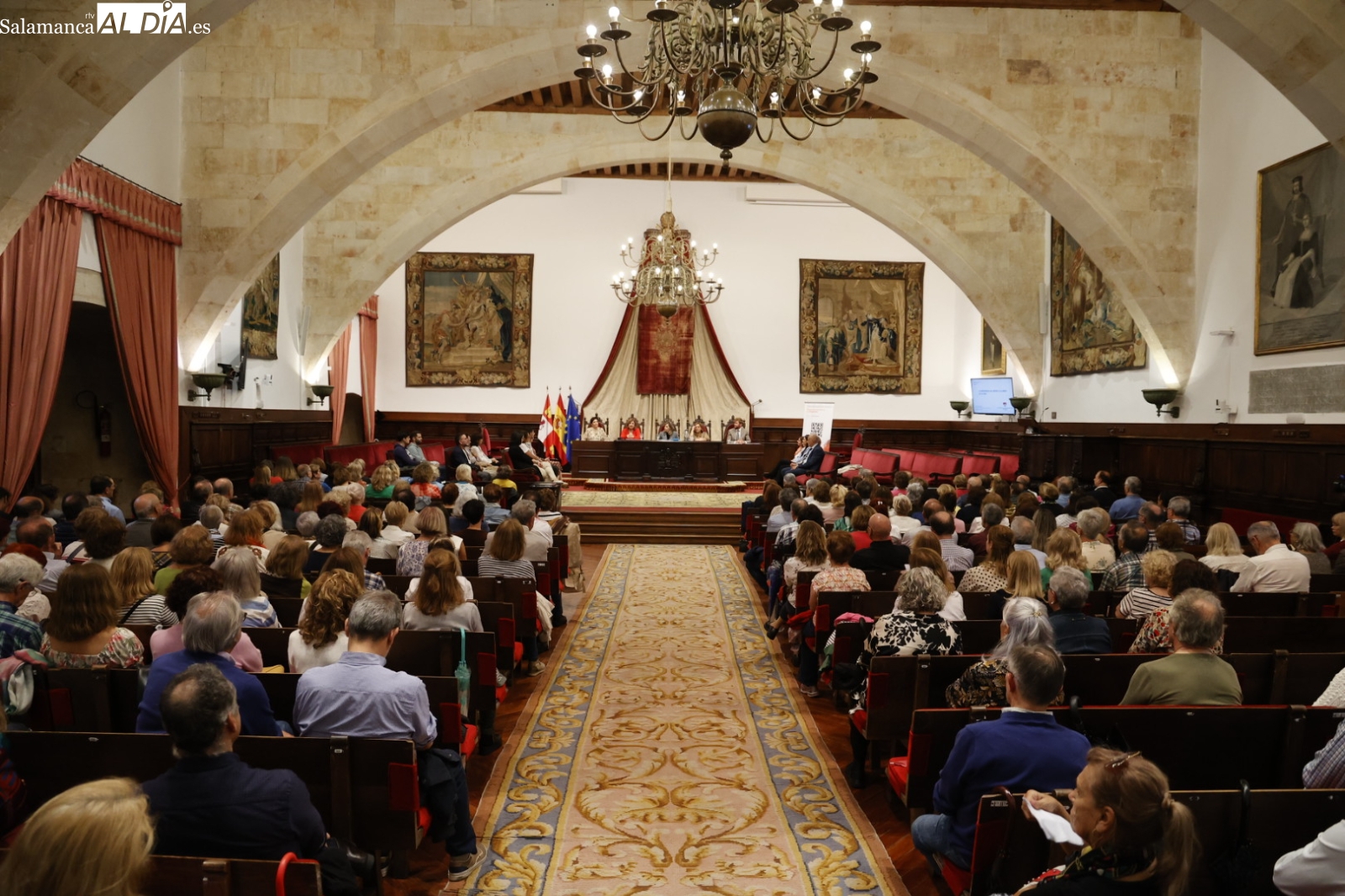 El Paraninfo de la Universidad acoge la inauguración del Programa Interuniversitario de la Experiencia